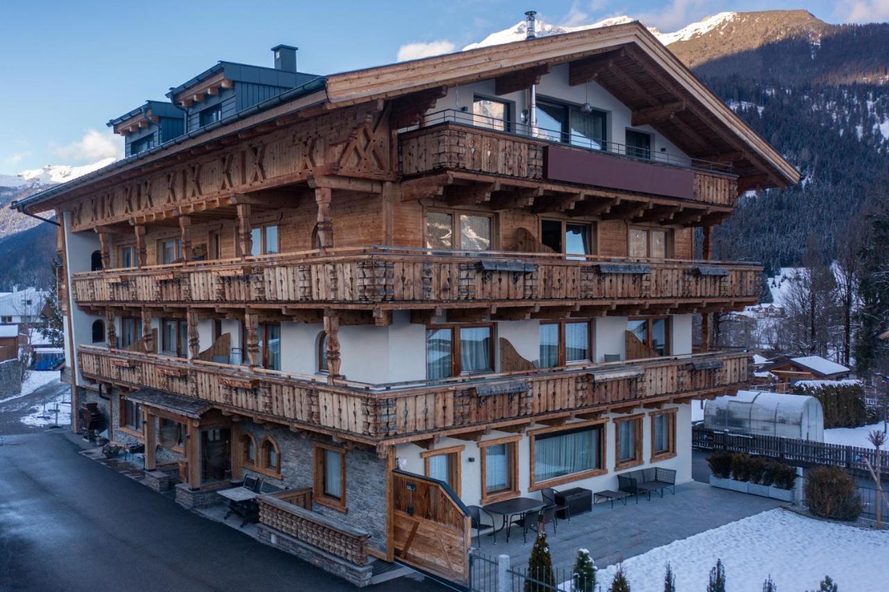Zugspitz Suites Lermoos By Alps Resorts Bagian luar foto
