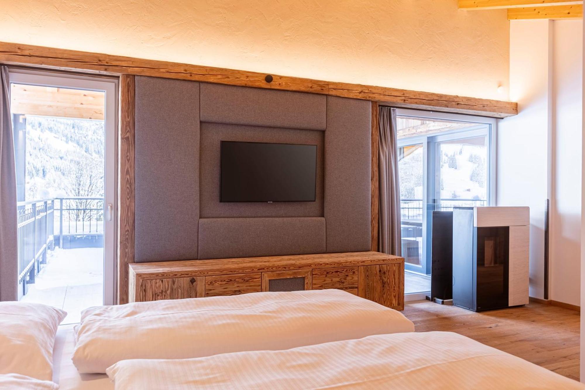 Zugspitz Suites Lermoos By Alps Resorts Bagian luar foto