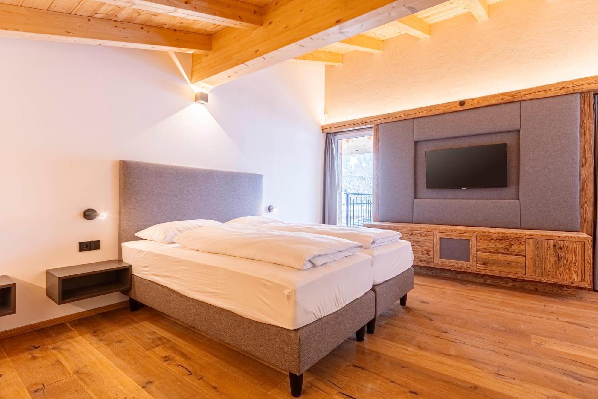 Zugspitz Suites Lermoos By Alps Resorts Bagian luar foto