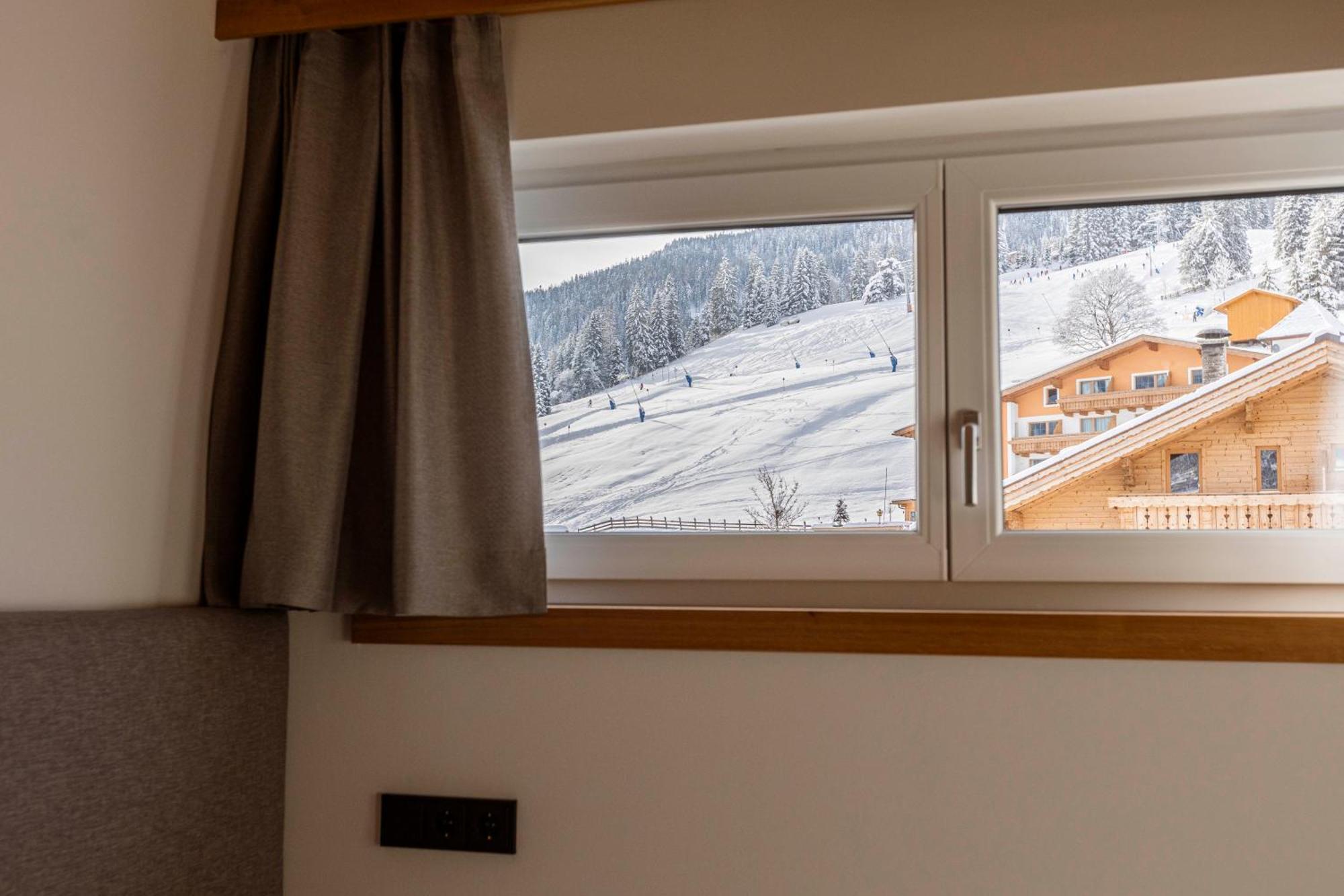 Zugspitz Suites Lermoos By Alps Resorts Bagian luar foto