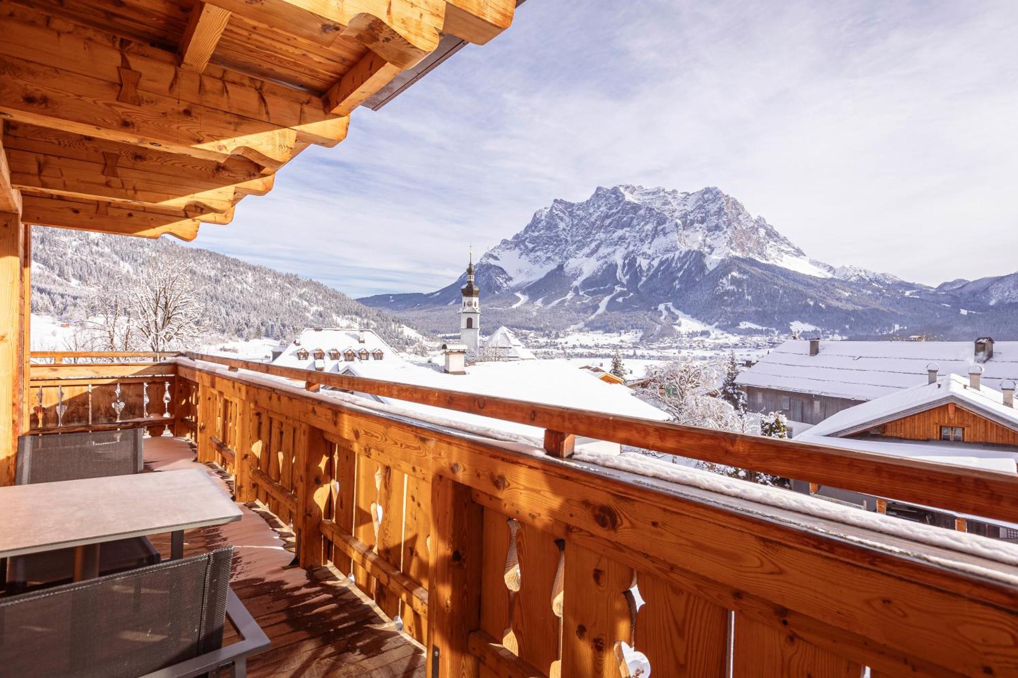 Zugspitz Suites Lermoos By Alps Resorts Bagian luar foto