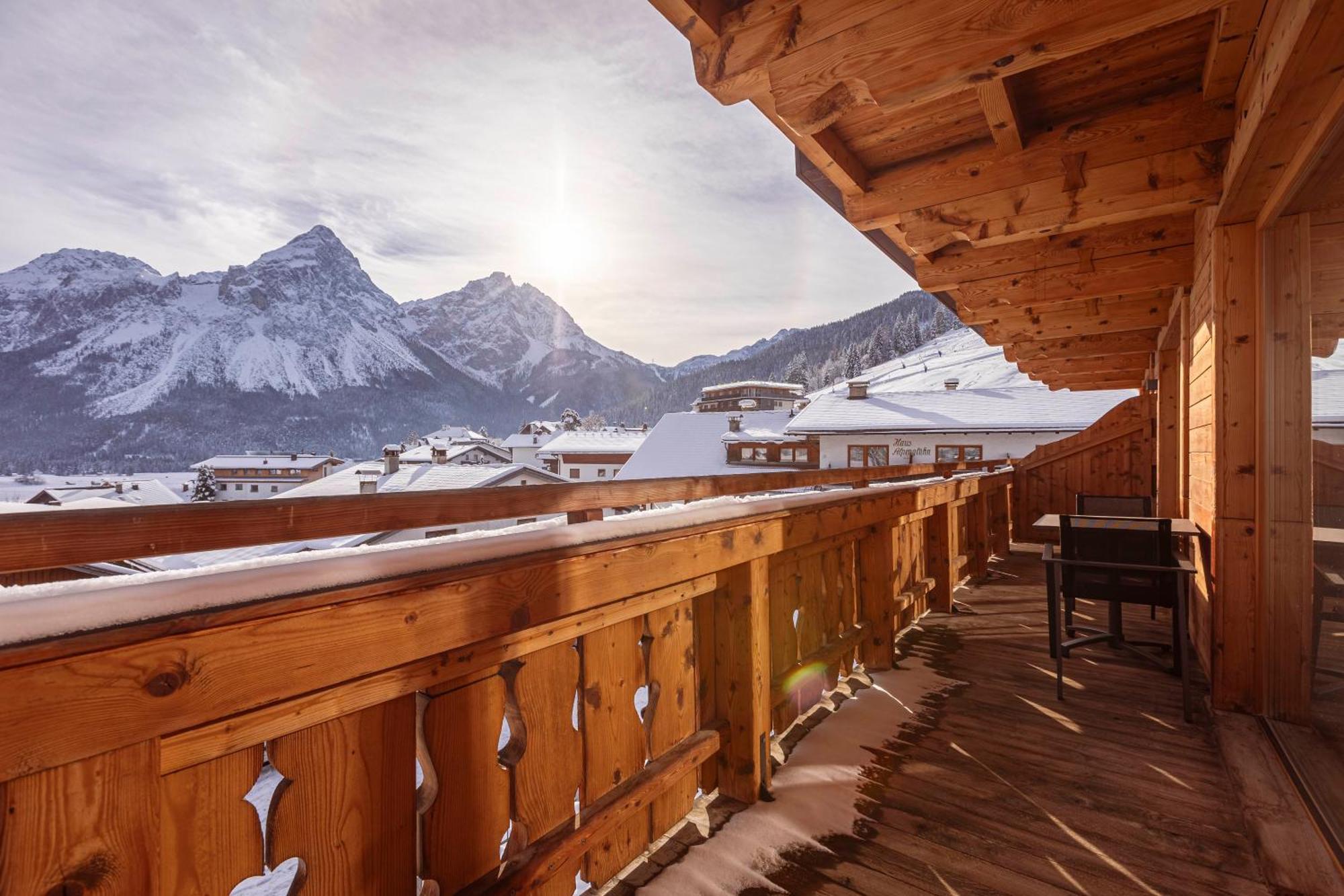Zugspitz Suites Lermoos By Alps Resorts Bagian luar foto