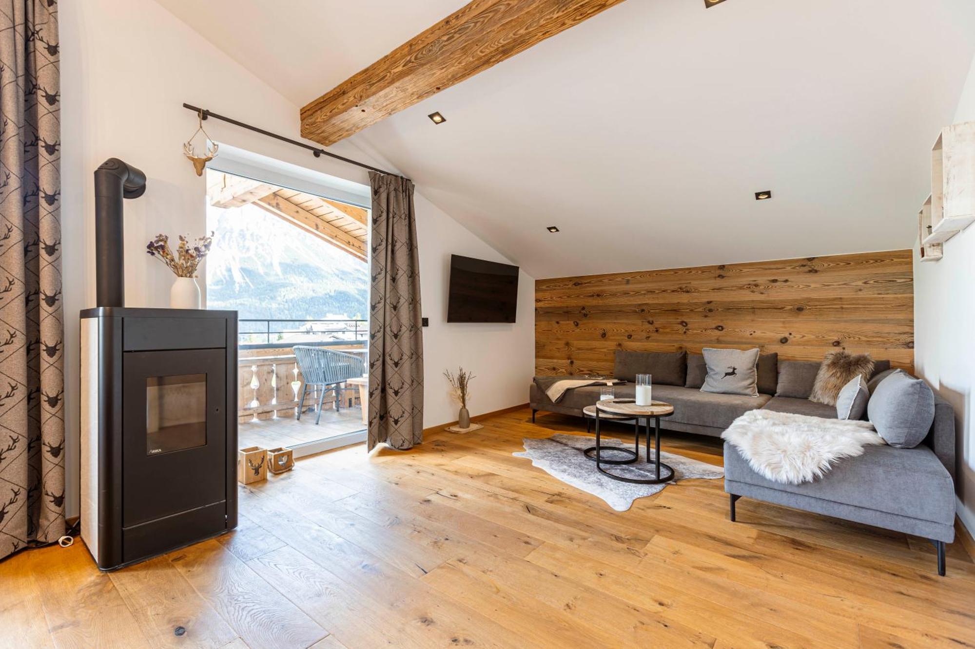 Zugspitz Suites Lermoos By Alps Resorts Bagian luar foto