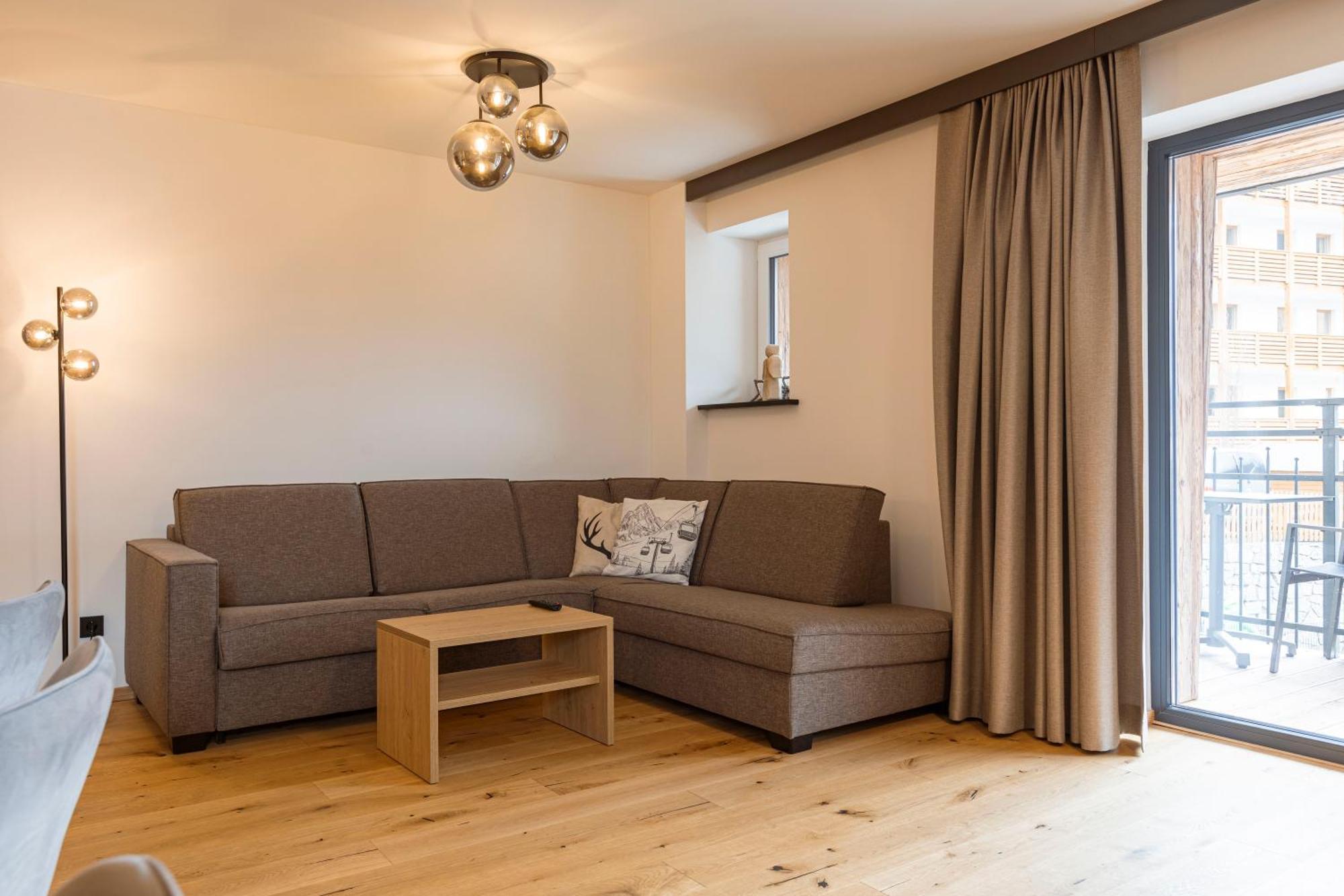 Zugspitz Suites Lermoos By Alps Resorts Bagian luar foto
